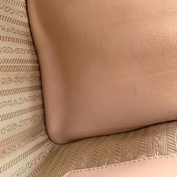 PRADA Beige Leather Tote Bag - Picture 11 of 16